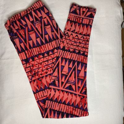 New Woman’s LuLaRoe Purple Black Red Salmon Geo Pattern Leggings TC